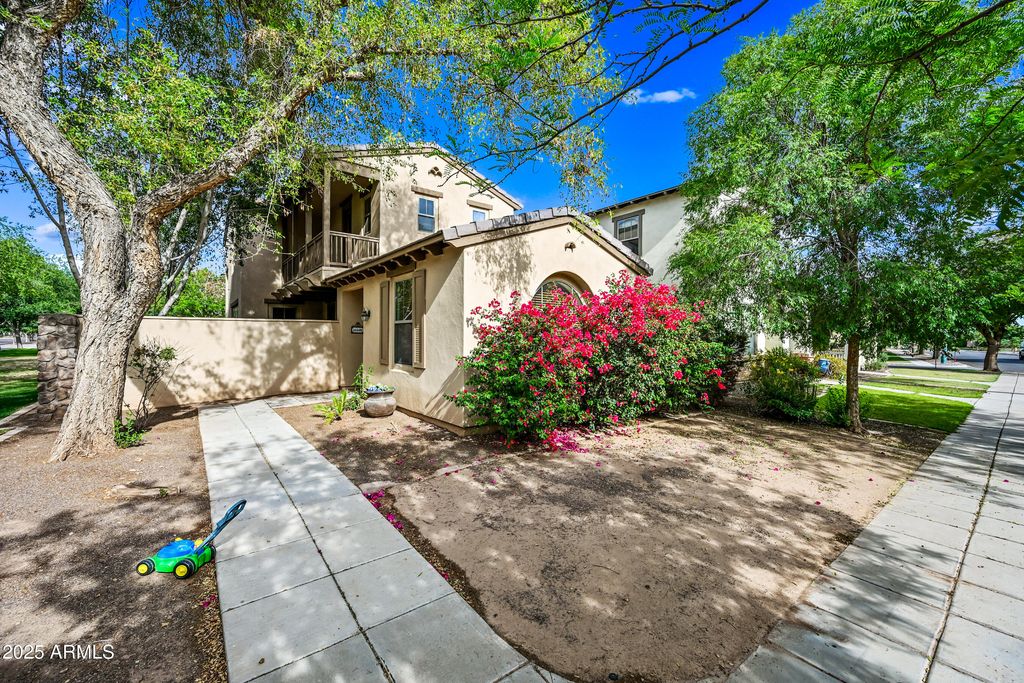 15340 W Dahlia Drive, Surprise, AZ 85379