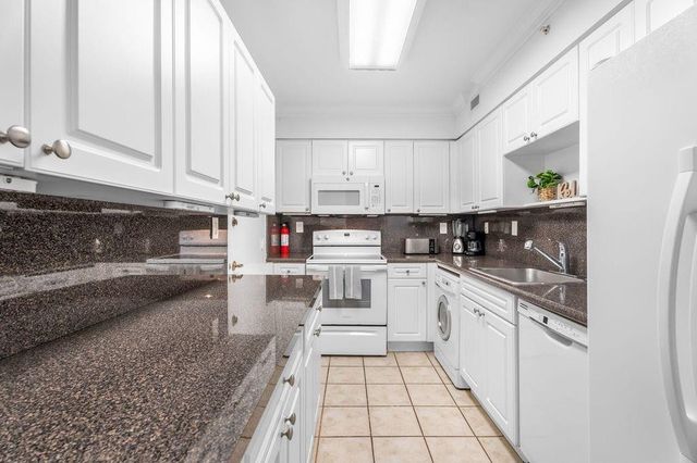 2501 S Ocean Drive 517, Hollywood, FL 33019