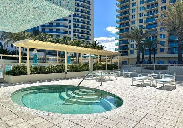 2501 S Ocean Drive 517, Hollywood, FL 33019