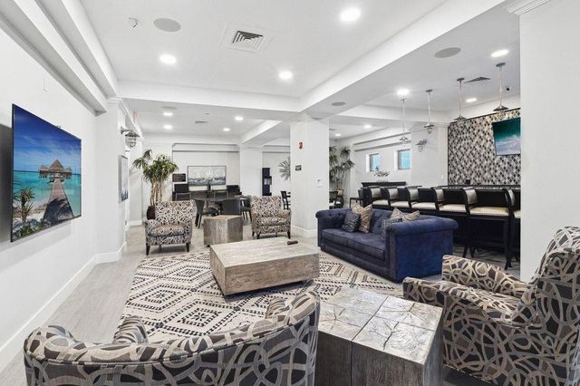 2501 S Ocean Drive 517, Hollywood, FL 33019