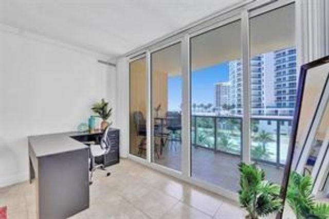 2501 S Ocean Drive 517, Hollywood, FL 33019