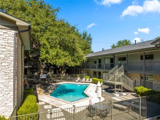 2303 East Side DR 210, Austin, TX 78704