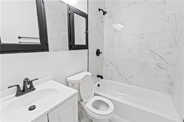 13128 Ashland Avenue, Grandview, MO 64030