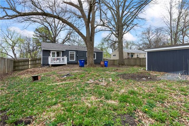 13128 Ashland Avenue, Grandview, MO 64030
