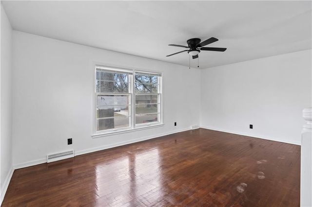 13128 Ashland Avenue, Grandview, MO 64030