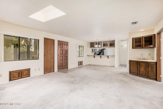 7853 N Calle De La Aldea, Tucson, AZ 85704