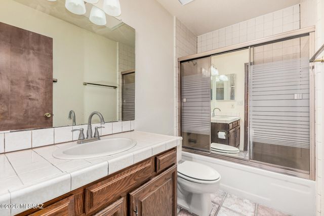 7853 N Calle De La Aldea, Tucson, AZ 85704