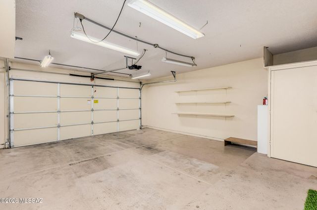 7853 N Calle De La Aldea, Tucson, AZ 85704