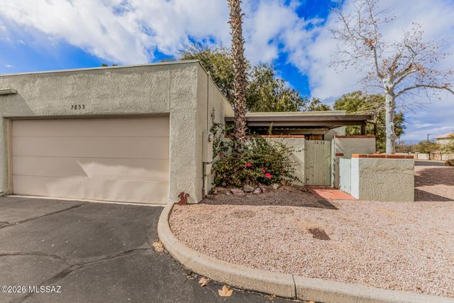 7853 N Calle De La Aldea, Tucson, AZ 85704