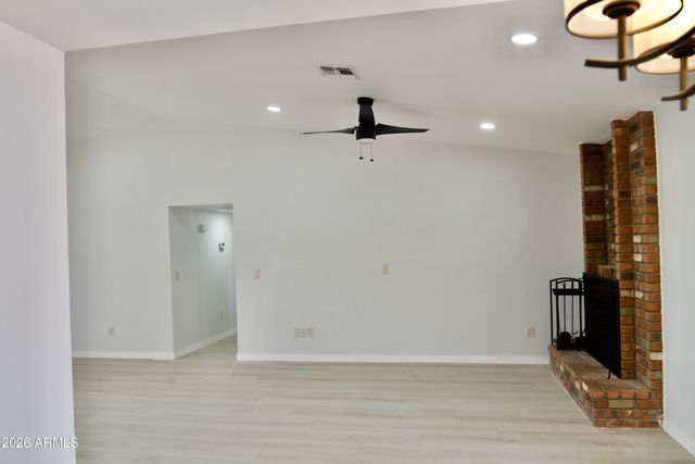 16801 N 45TH Place, Phoenix, AZ 85032