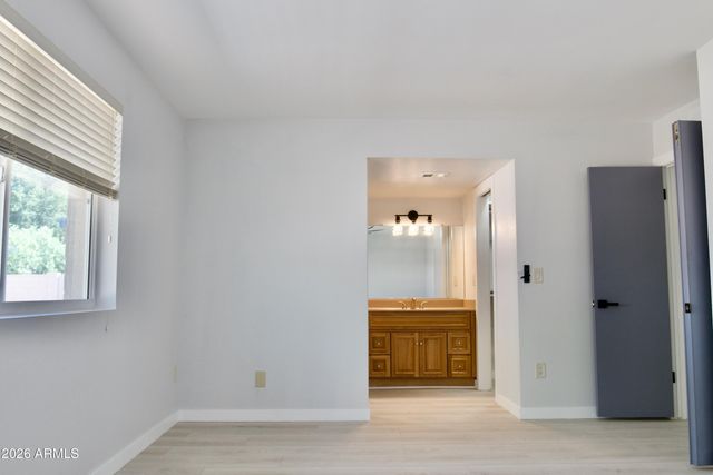 16801 N 45TH Place, Phoenix, AZ 85032