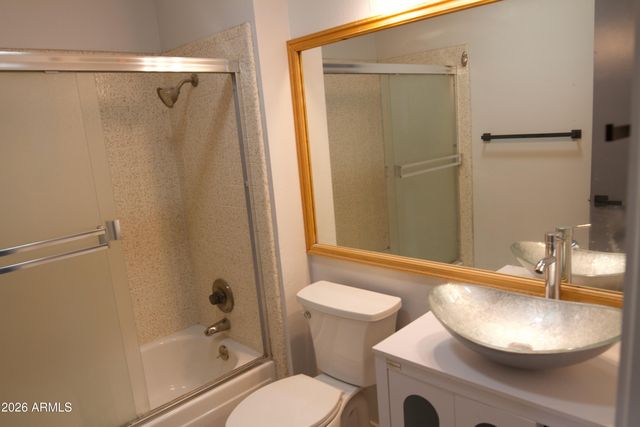 16801 N 45TH Place, Phoenix, AZ 85032