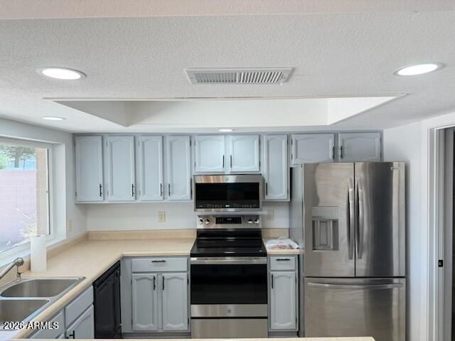 16801 N 45TH Place, Phoenix, AZ 85032