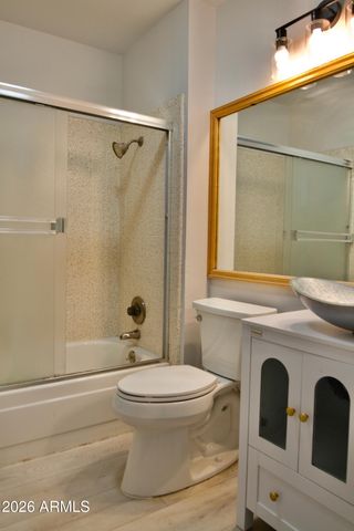16801 N 45TH Place, Phoenix, AZ 85032