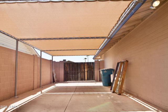 16801 N 45TH Place, Phoenix, AZ 85032