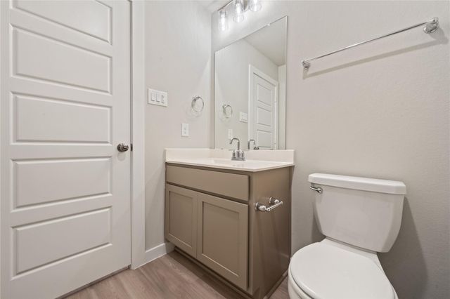 8635 Jetty Glen Drive, Cypress, TX 77433
