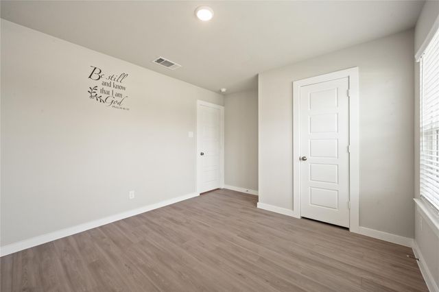 8635 Jetty Glen Drive, Cypress, TX 77433