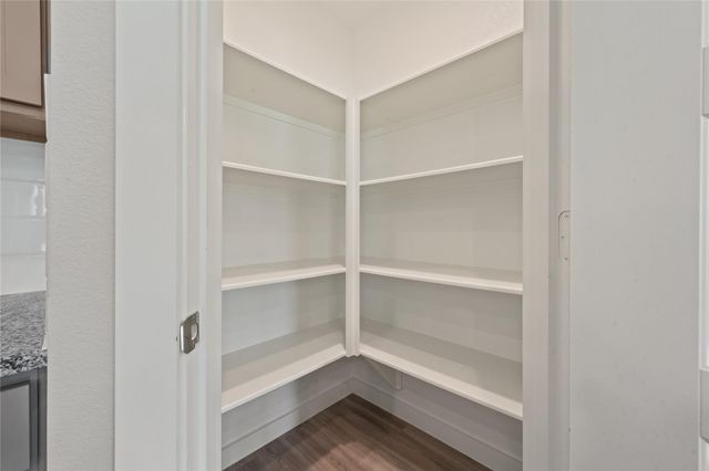8635 Jetty Glen Drive, Cypress, TX 77433