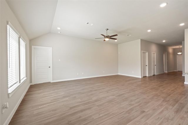8635 Jetty Glen Drive, Cypress, TX 77433