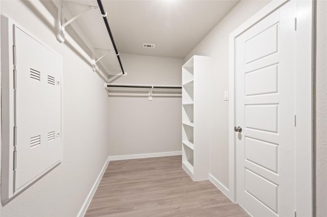 8635 Jetty Glen Drive, Cypress, TX 77433