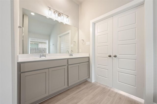 8635 Jetty Glen Drive, Cypress, TX 77433