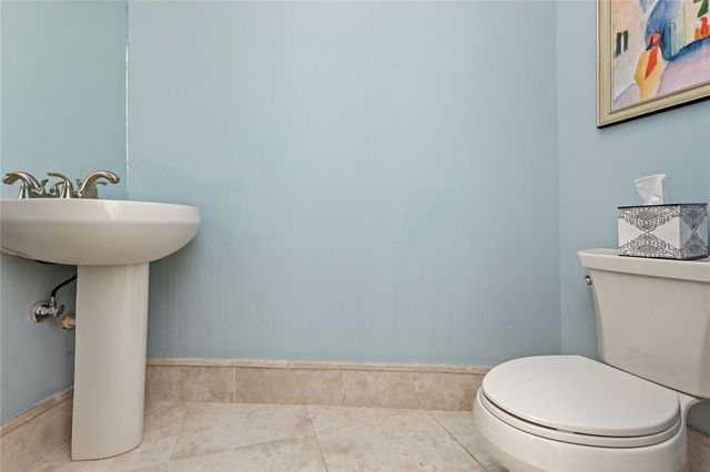 500 PLANTATION DRIVE 3-202, Dorado, PR 00646