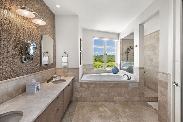 500 PLANTATION DRIVE 3-202, Dorado, PR 00646