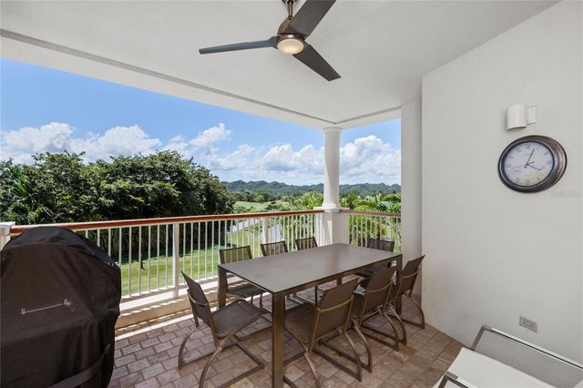 500 PLANTATION DRIVE 3-202, Dorado, PR 00646