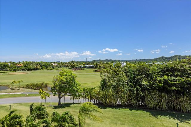500 PLANTATION DRIVE 3-202, Dorado, PR 00646