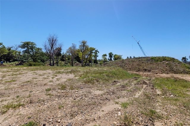 500 PLANTATION DRIVE 3-202, Dorado, PR 00646