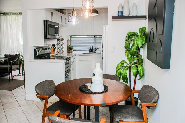17011 N BAY Road 104, Sunny Isles Beach, FL 33160