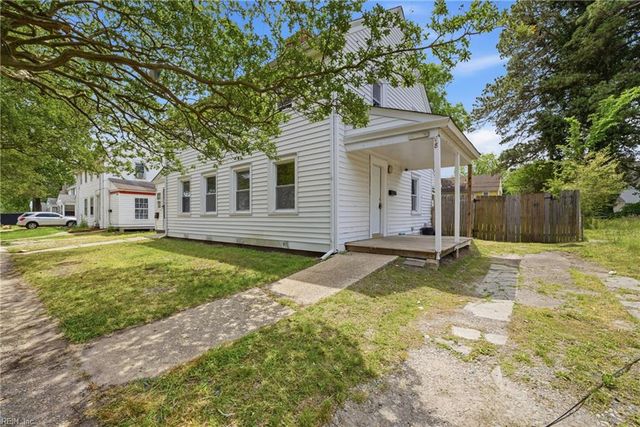 8 Cotton PL, Portsmouth, VA 23702