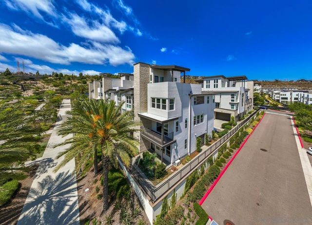 2602 Avella Dr., San Diego, CA 92108