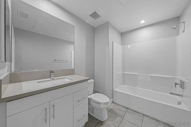 2602 Avella Dr., San Diego, CA 92108