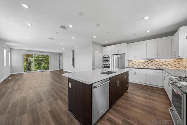 2602 Avella Dr., San Diego, CA 92108