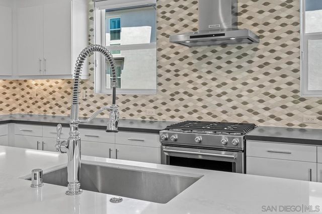 2602 Avella Dr., San Diego, CA 92108
