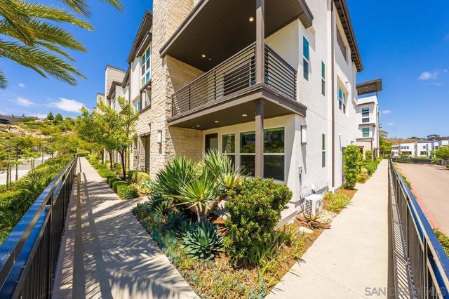 2602 Avella Dr., San Diego, CA 92108