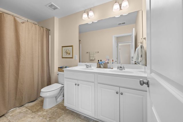 207 Pavilion Street, Summerville, SC 29483