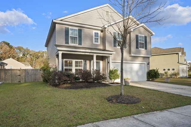 207 Pavilion Street, Summerville, SC 29483