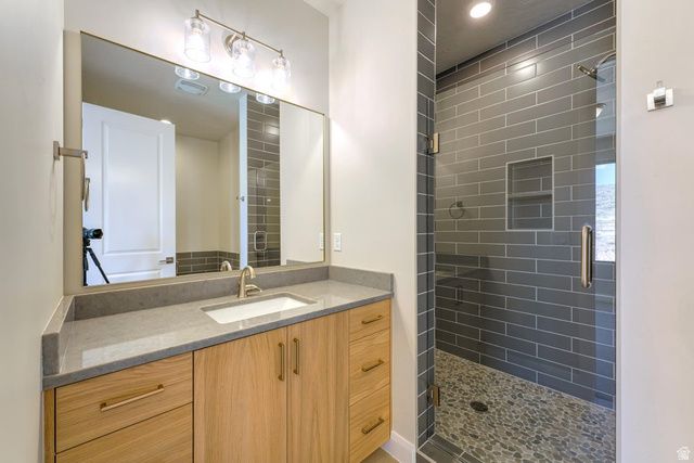 684 W HIGH TIDE PL, St. George, UT 84790