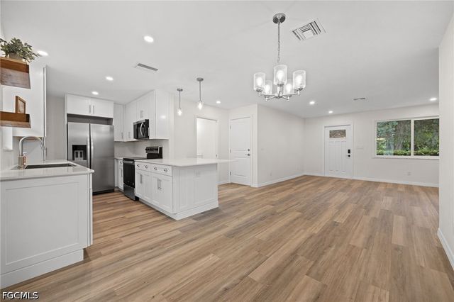 2018 Flamingo DR, North Fort Myers, FL 33917