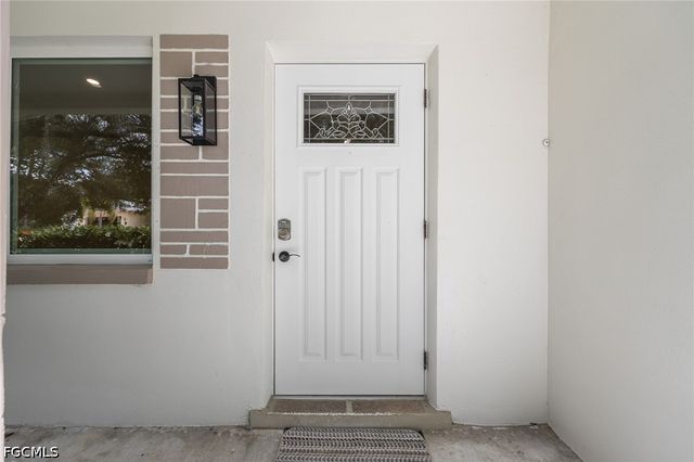 2018 Flamingo DR, North Fort Myers, FL 33917