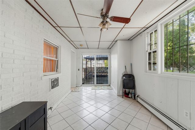 109 Wakefield Avenue, Yonkers, NY 10704