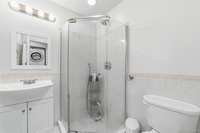 109 Wakefield Avenue, Yonkers, NY 10704