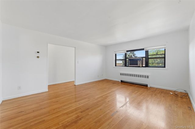 109 Wakefield Avenue, Yonkers, NY 10704