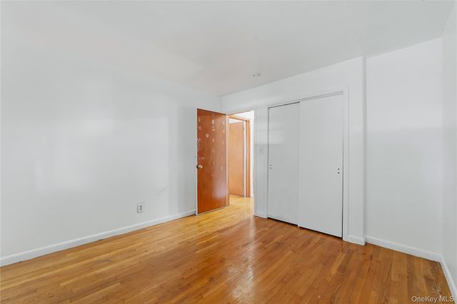 109 Wakefield Avenue, Yonkers, NY 10704