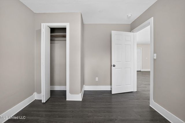 344 Queen Margaret Lane, Jackson, MS 39209