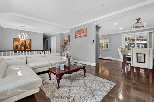 2 Yale St, Peabody, MA 01960