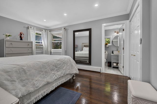 2 Yale St, Peabody, MA 01960