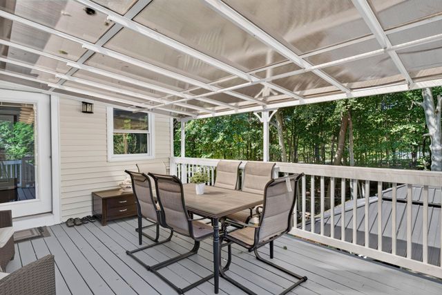 2 Yale St, Peabody, MA 01960